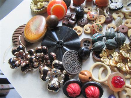 Vintage Buttons Lot