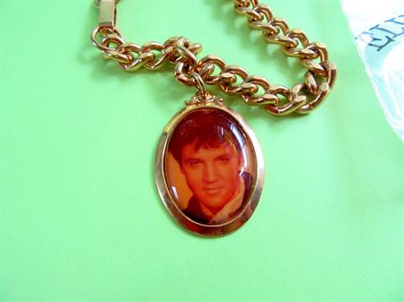 1977 Elvis Presley Photo Charm Bracelet Smaller Wrist Old Stock Never Worn Vintage Costume Jewelry The King Music Memorabilia 