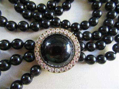 Black Glass or Onyx Necklace Rhinestone Clasp Vintage Jewelry