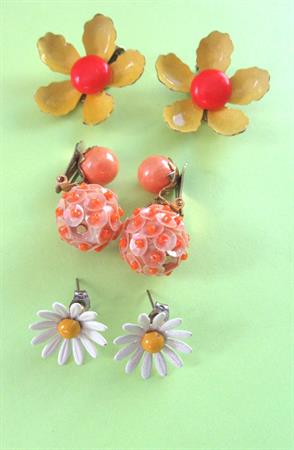 1960s Mod Earring Lot  Clips On On Pierced Daisies Vintage Costume Jewelry '60's Accessories Flower Child