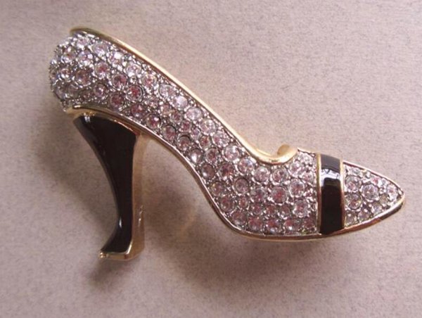 Rhinestone High Heel Pin Never Worn
