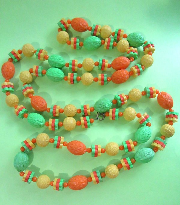 Mod 1960's Necklace Citrus  Long Beads  Vintage Jewelry 