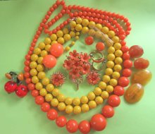 1960's Mod Jewelry Lot Rhinestone Pin Set