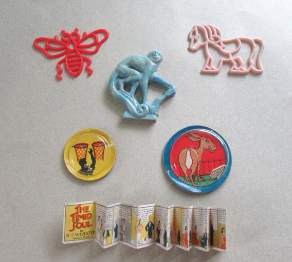 Vintage Cracker Jack Toy Prize Lot Palm Puzzles Outline Figures Monkey Stand Up Comic Book