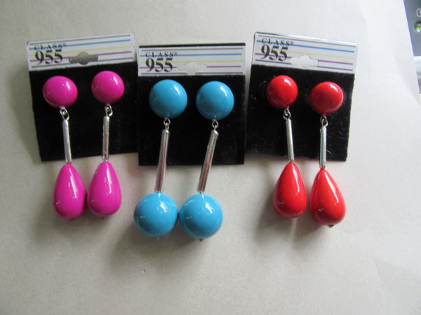 1980's Mod Style Earrings Vintage Jewelry