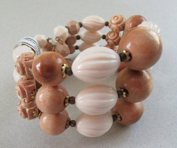 Vintage Western Germany Wire Bracelet Wood Lucite 
