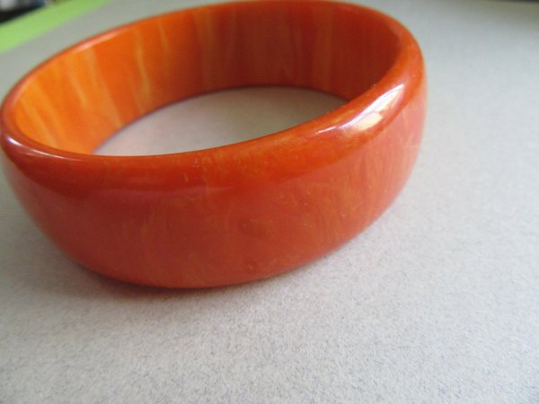 Vintage Bakelite Bangle Bracelet Orange Pumpkin 