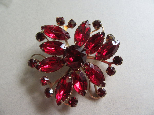 1950's Red Rhinestone Pin Vintage Jewelry 