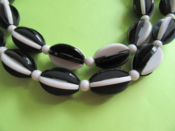 Crown Trifari Choker Necklace Never Worn Signed Vintage Jewelry 