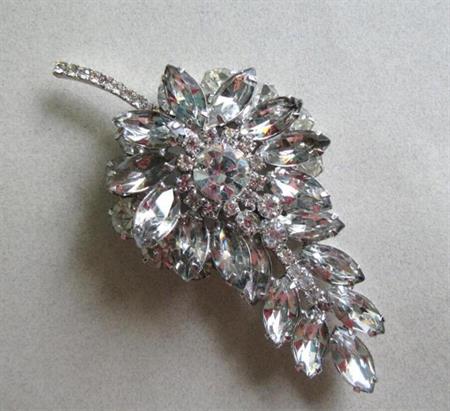 1950's Rhinestone Pin Brooch Vintage Jewelry