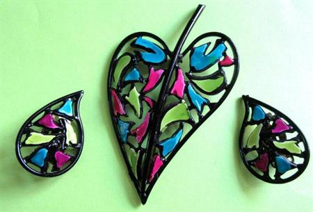 Mod Japanned Leaf Pin Set Vintage Jewelry 