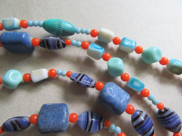 Vintage Art Glass Long Necklace 
