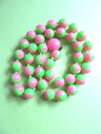 Mod Pink and Green Puzzle Necklace Hong Kong 1960's Costume Jewelry '60's Accessories Twiggy 