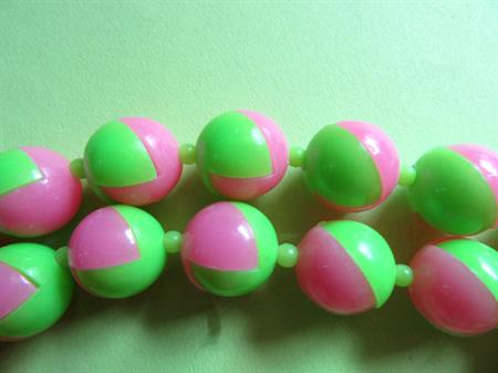 Mod Lucite Necklace Hong Kong 1960's Vintage Jewelry