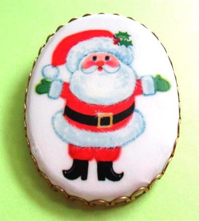 1970's Santa Claus Pin Christmas Holiday Jewelry 