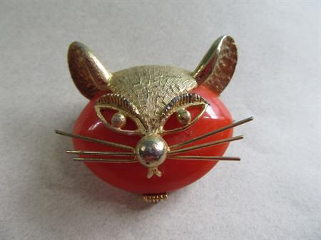 Bakelite Orange Cat Pin Vintage Costume Jewelry Cat Lover Halloween Fall Colors