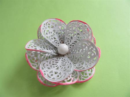 Mod 1960's Filigree Flower Pin White and Pink  '60's Accessories