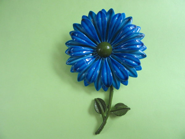 Mod 1960's Blue Flower Pin Vintage Jewelry 60's Accessories 