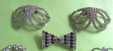 Vintage Rhinestone Jewelry Lot Brooches