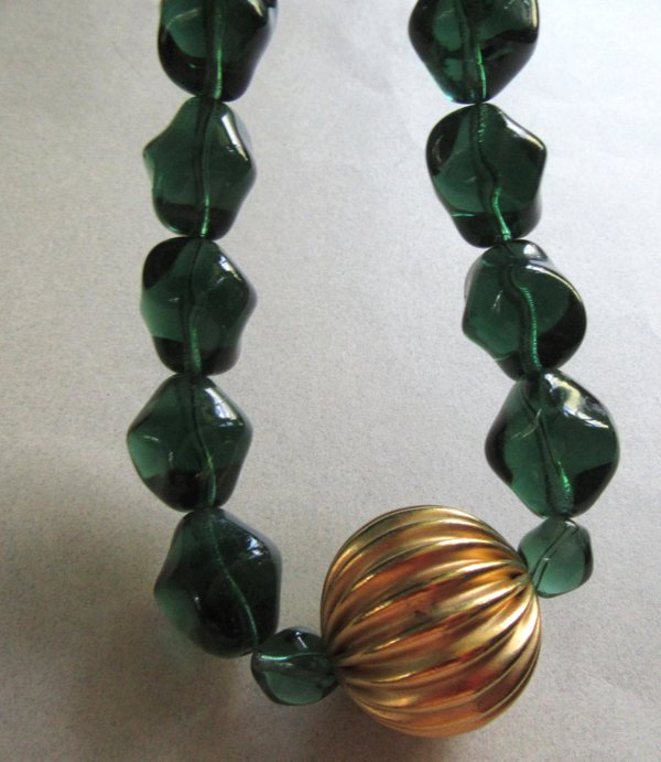 Vintage Bertolli Green Glass Necklace Signed Jewelry
