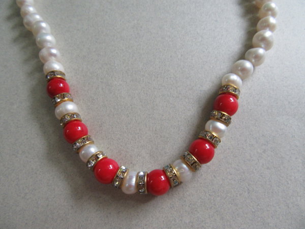 Genuine Freshwater Pearl Necklace  Holiday Christmas Jewelry