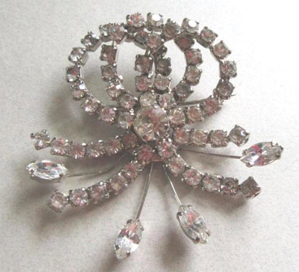 Vintage Kramer of NY Rhinestone Pin Signed Jewelry