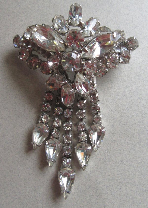 Vintage Rhinestone Pin As Is 