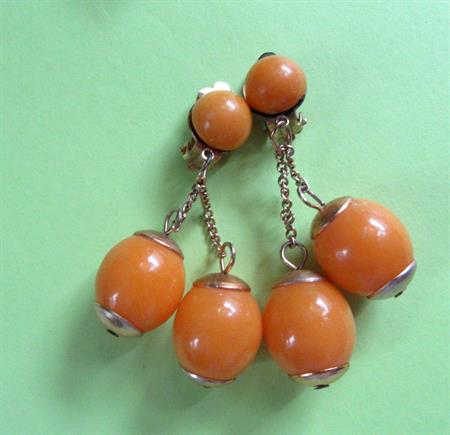 1960's Mod Ball Earrings Hong Kong Butterscotch Vintage Costume Jewelry Fall Colors