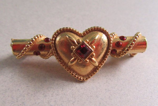 Berebi Signed Red Rhinestone Heart Pin Valentines Day