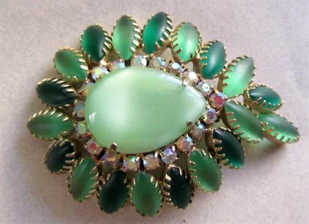 Juliana ? Green Rhinestone Pin Vintage  Jewelry