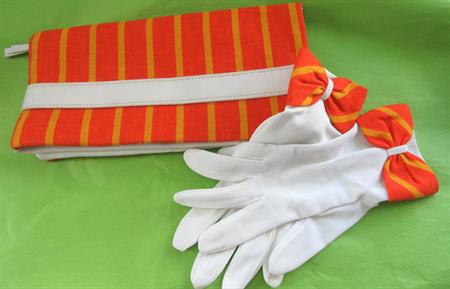 Mod 1960's Striped Envelope Purse and Matching Gloves Twiggy Vintage Accessories Pocketbook