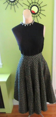 1950's Quilted Circle Vintage Clothing 