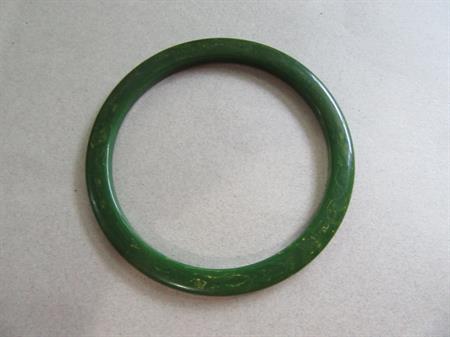 Bakelite Green Swirly Bangle Bracelet Spacer Vintage Costume Jewelry