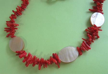 Vintage Coral Mother of Pearl Necklace Vintage Jewelry