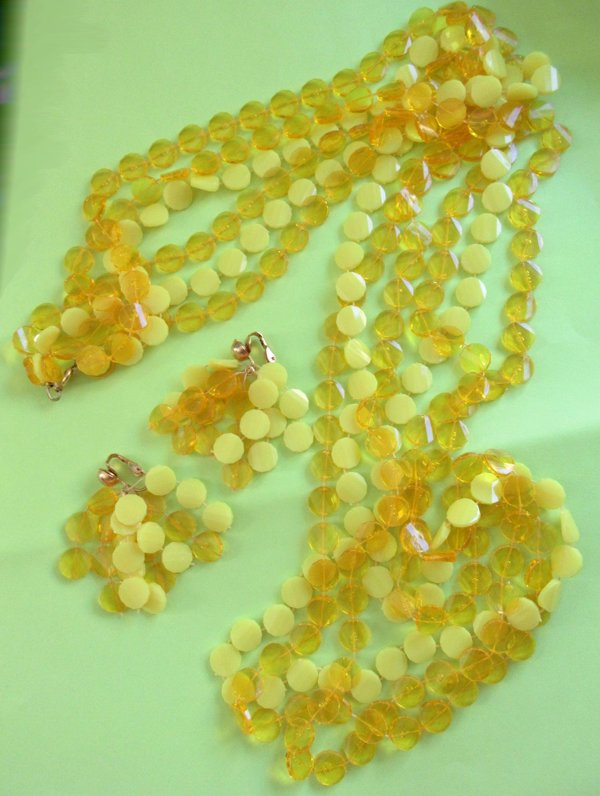 Mod 1960's Yellow Necklace Set Vintage Jewelry 