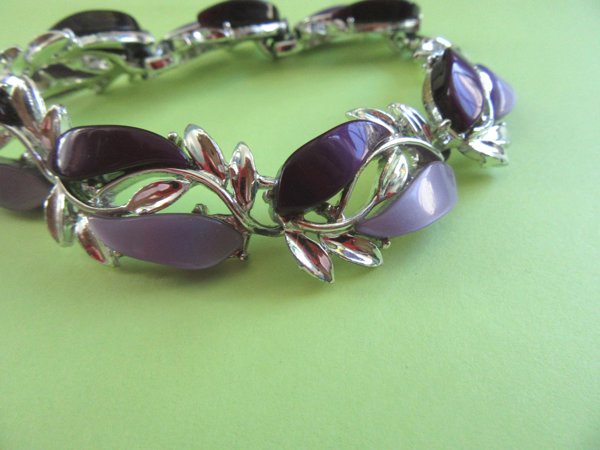 1950's Purple Lucite Bracelet'50's Accessories Vintage Jewelry