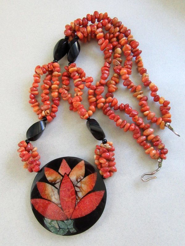 1980's Coral Inlay Necklace Vintage Necklace