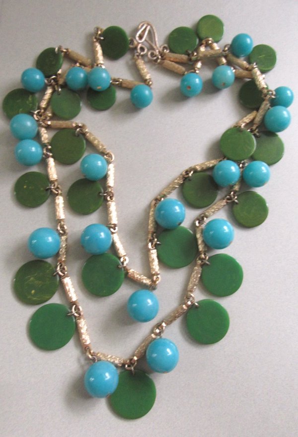 Bakelite and Lucite Vintage Mod  Necklace Vintage Jewelry 