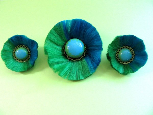 Vintage Hattie Carnegie Dynel Pin Set 1960s Vintage Jewelry