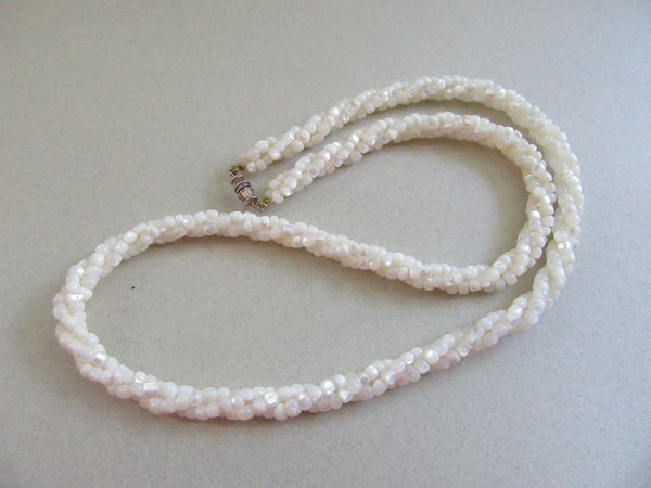 Vintage Mother Of Pearl Twisted Necklace 