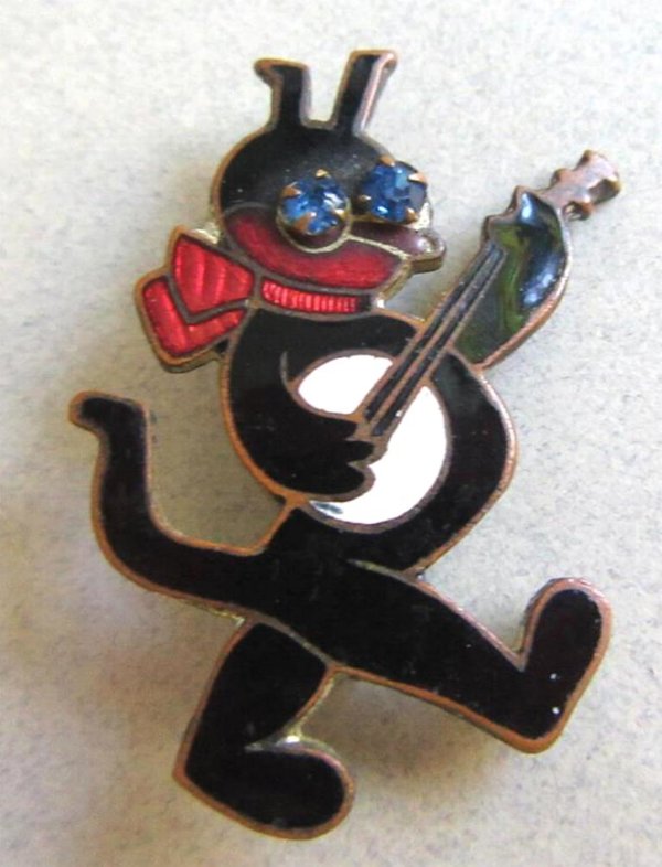 Krazy Cat Pin George Herriman Cartoon Comic Strip TV Memorabilia Vintage Jewelry 