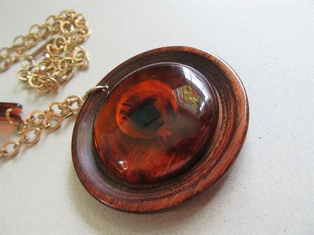 Vintage Bakelite Mid Century Necklace 1950's 