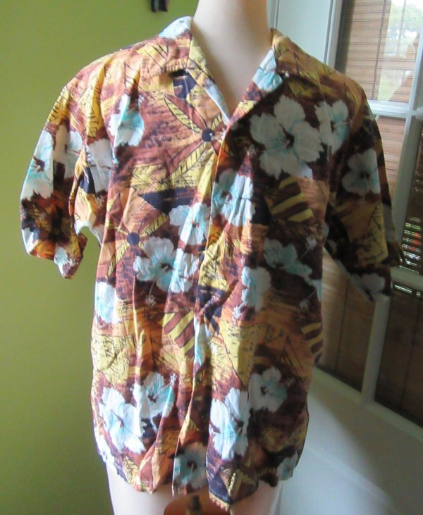 Men's Vintage Hawaiian Shirt 1990's Clothing