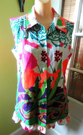 Ladies RARE Two Piece Vintage Psychedelic  Maluna Hawaiian Orchids Wild Hot Pants and Blouse Hawaii Beach Set Never Worn Old Stock Luau Tiki