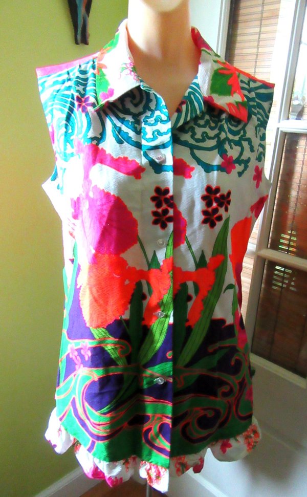 Ladies Vintage Hawaiian Hot Pants Blouse Set Never Worn 