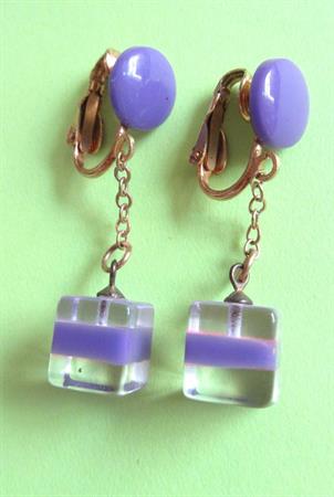 1960's Mod Purple Lucite Cube Clip On Earrings Vintage Costume Jewelry '60's Accessories