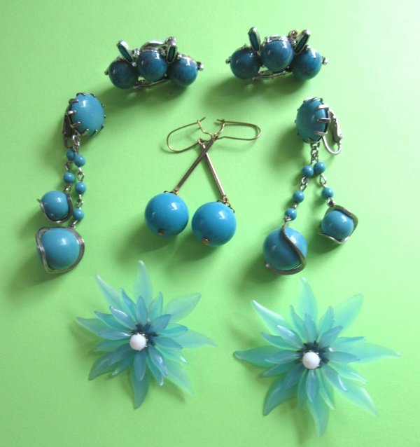 1950's -'60's Blue Earrings Lot Vintage Jewelry