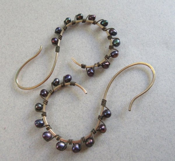 Genuine Freshwater Pearl Pierced Earrings 
