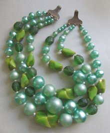 Vintage Bakelite Necklace Multi Strand Needs Clasp Ring