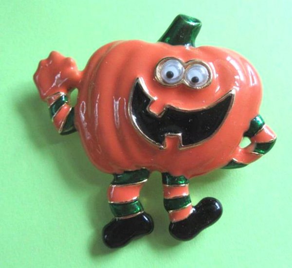 Vintage Anthropomorphic Pumpkin Pin Google Eyes Signed Danecraft